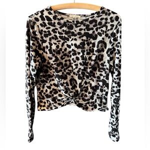Pie In The Sky Twist Front Leopard Print Top Long Sleeve Sz L Stretch Lt Weight
